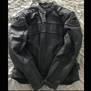 AlpineStars Leather Armored Motorcycle Jacket